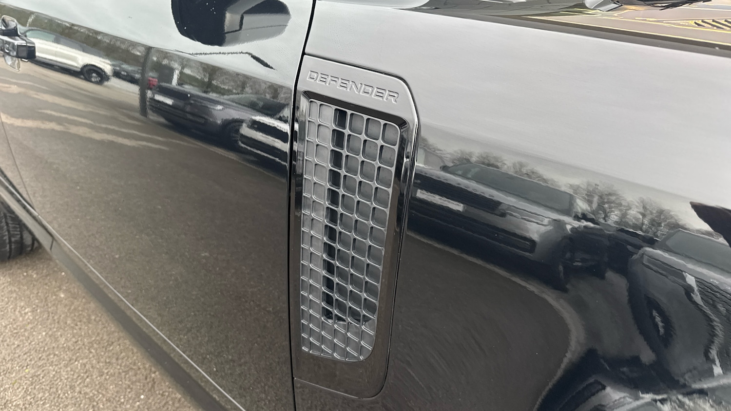 Used Land Rover Defender 2025 for sale - 77990476: Photo 22