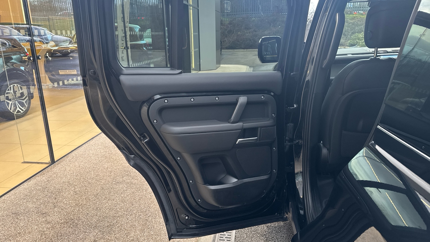 Used Land Rover Defender 2025 for sale - 77990476: Photo 35