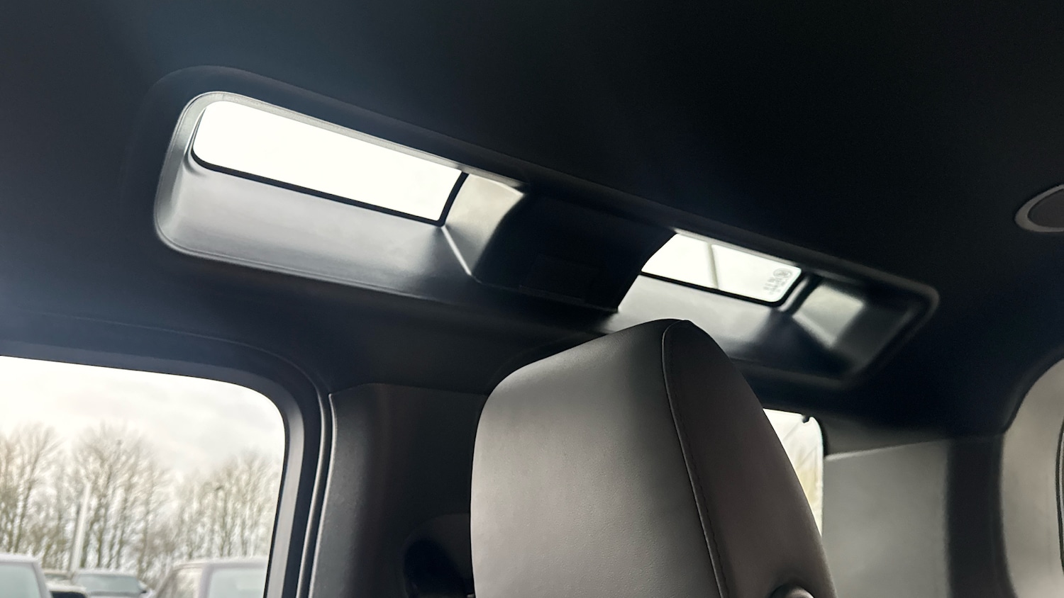 Used Land Rover Defender 2025 for sale - 77990476: Photo 37