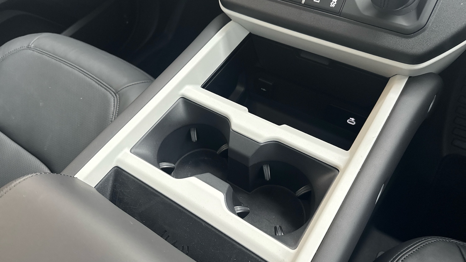 Used Land Rover Defender 2025 for sale - 77990476: Photo 50