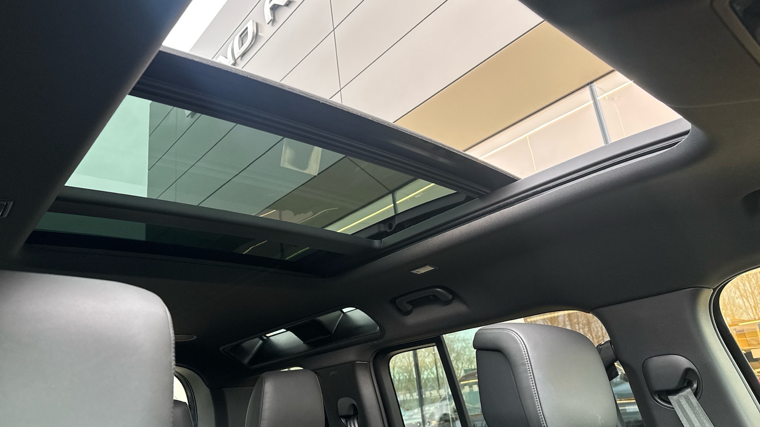 Used Land Rover Defender 2025 for sale - 77990476: Photo 52