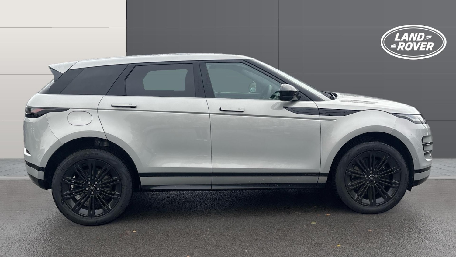 Used Land Rover Range Rover Evoque 2025 for sale - 78212222: Photo 5