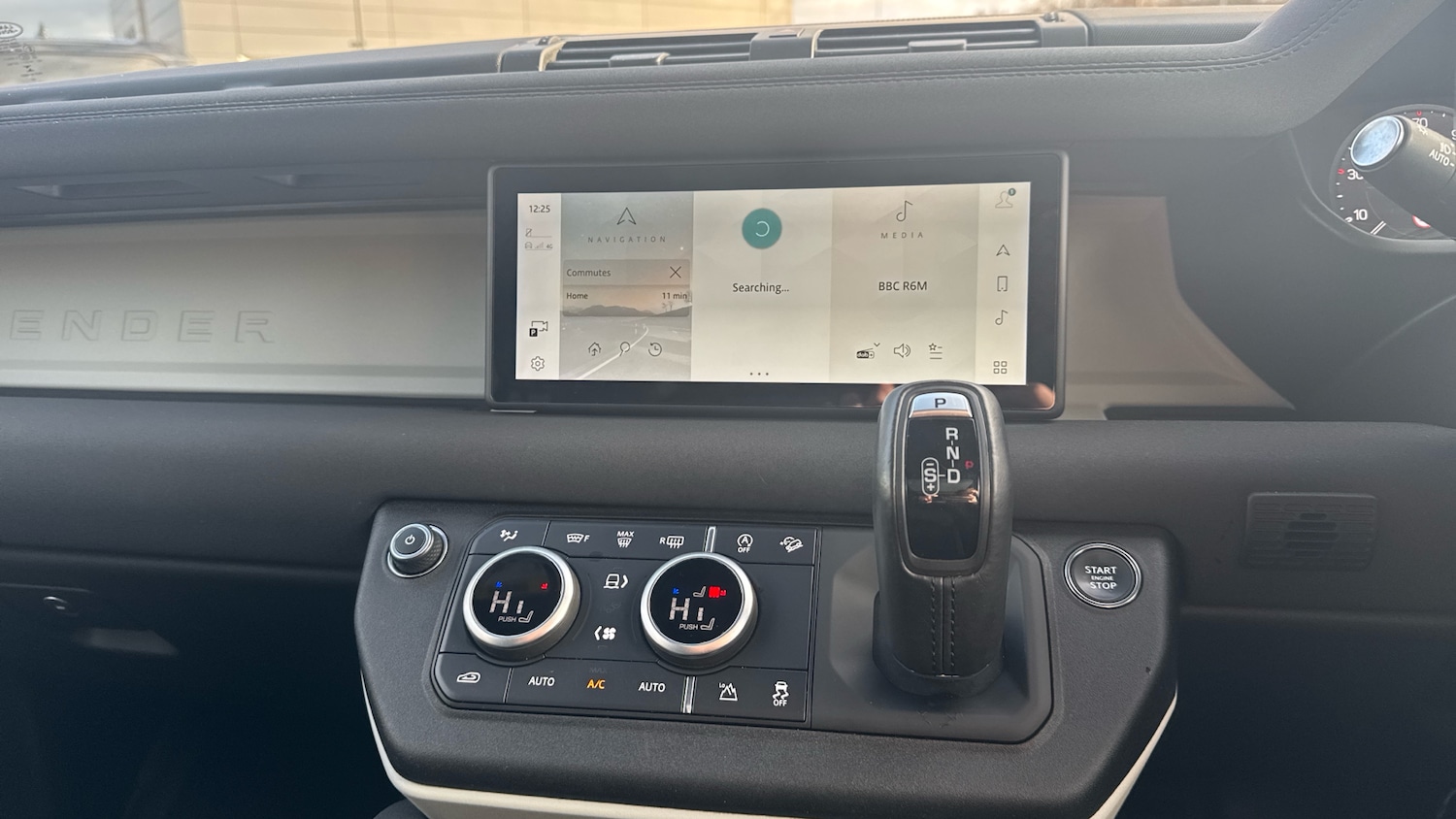 Used Land Rover Defender 2022 for sale - 76971823: Photo 14