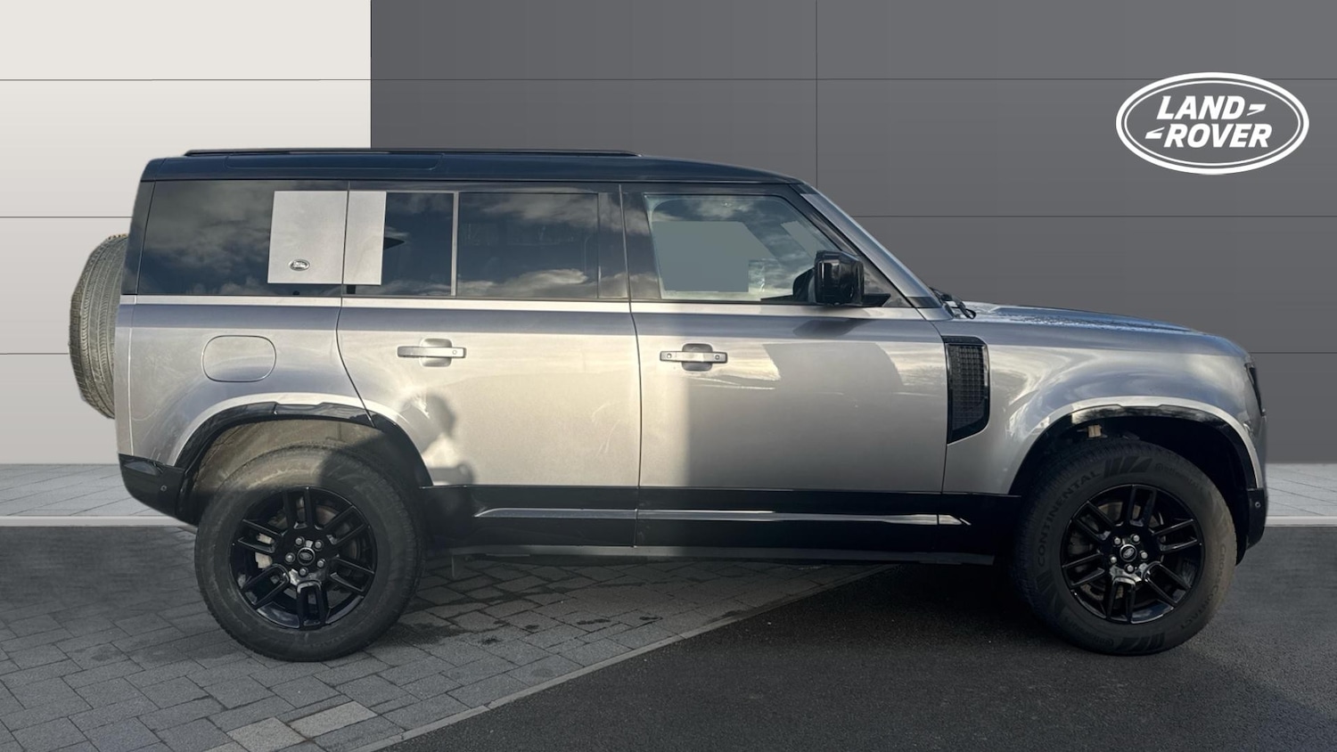 Used Land Rover Defender 2022 for sale - 76971823: Photo 5