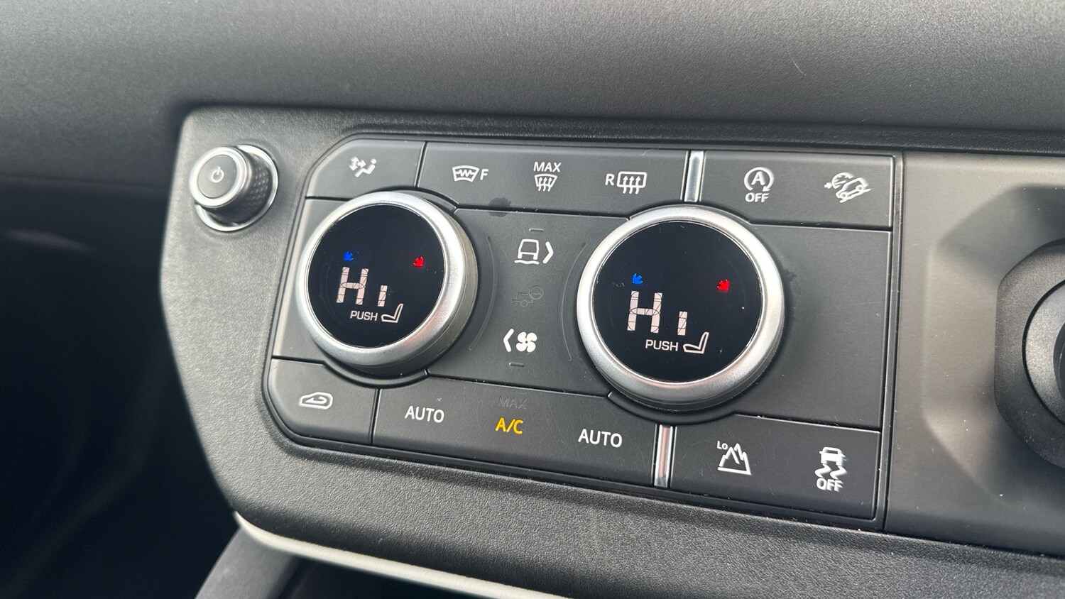 Used Land Rover Defender 2022 for sale - 76971823: Photo 63