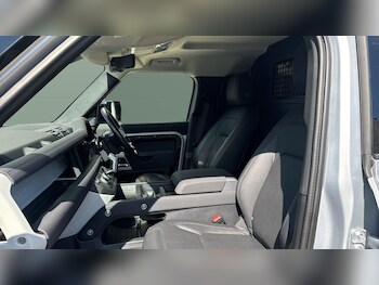 Used Land Rover Defender 2023 for sale - 78325277: Photo