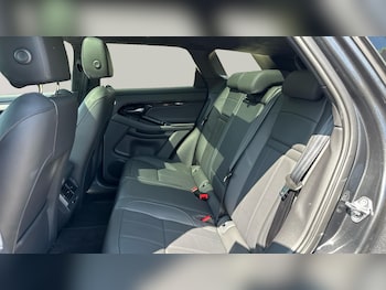 Used Land Rover Range Rover Evoque 2025 for sale - 79232095: Photo
