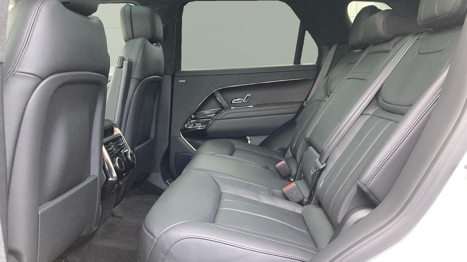 Used Land Rover Range Rover Sport 2024 for sale - 77813298: Photo 4