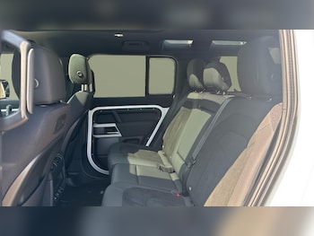 Used Land Rover Defender 2021 for sale - 79209001: Photo
