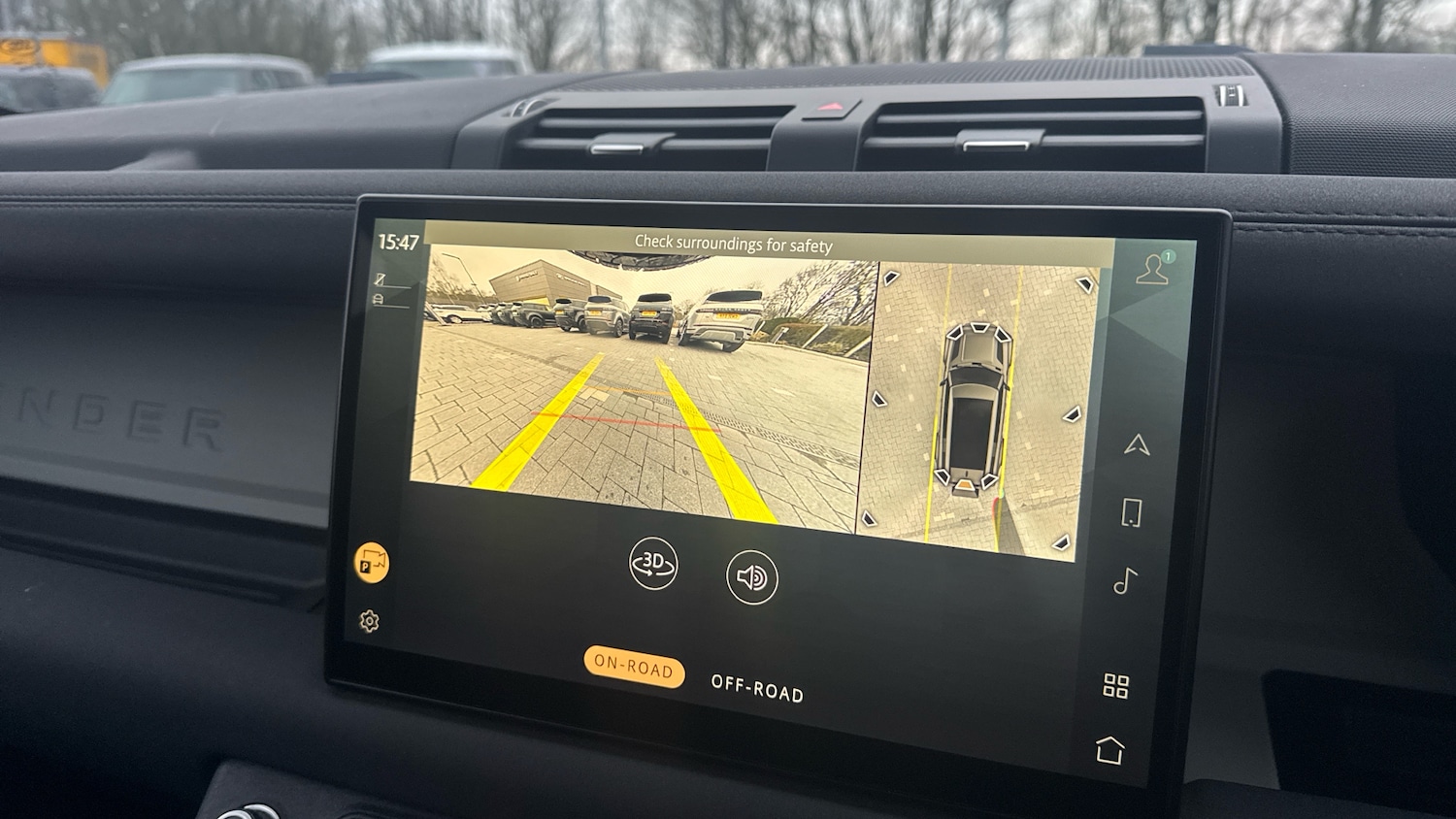 Used Land Rover Defender 2022 for sale - 77351104: Photo 12