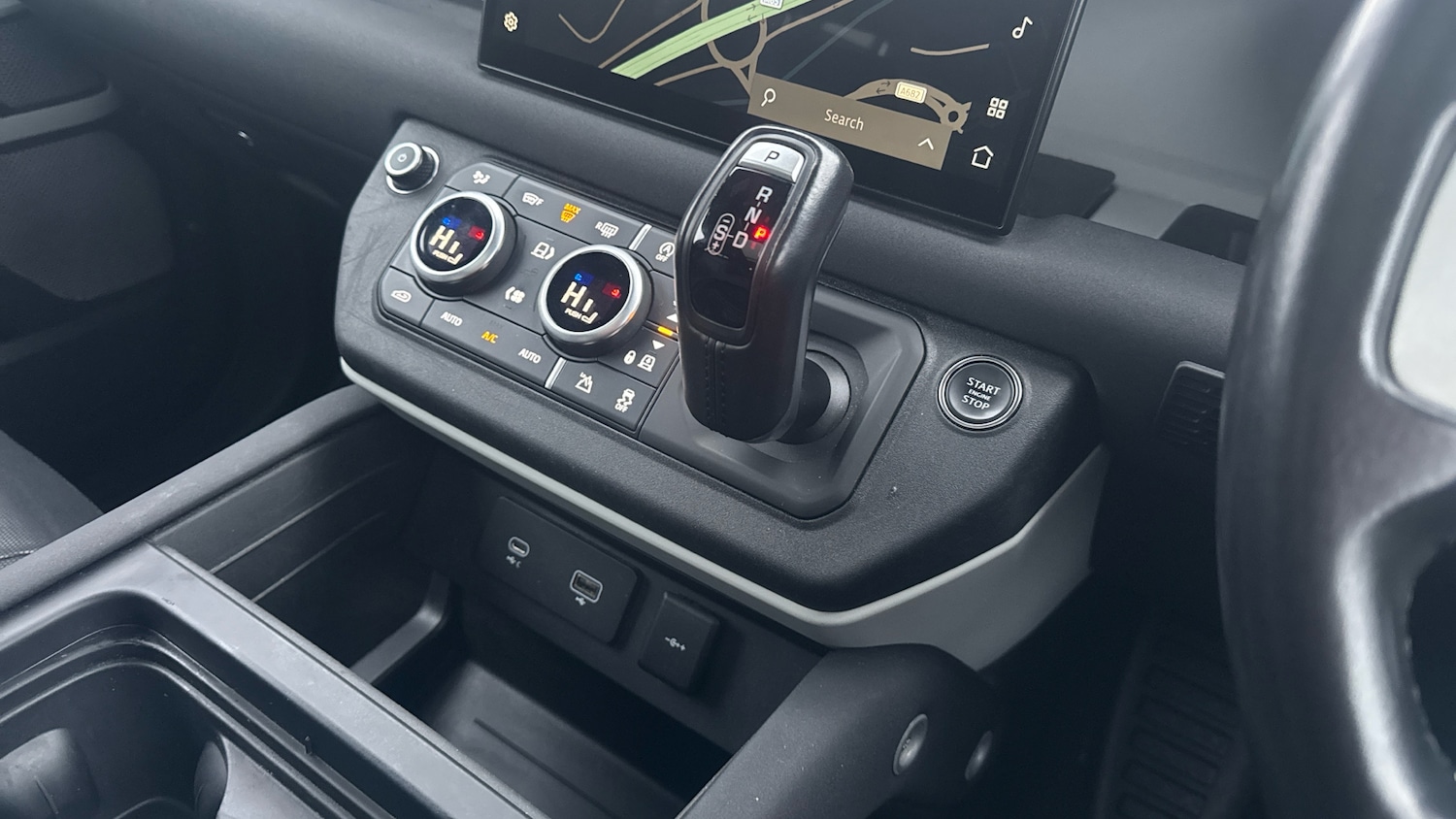 Used Land Rover Defender 2022 for sale - 77351104: Photo 13