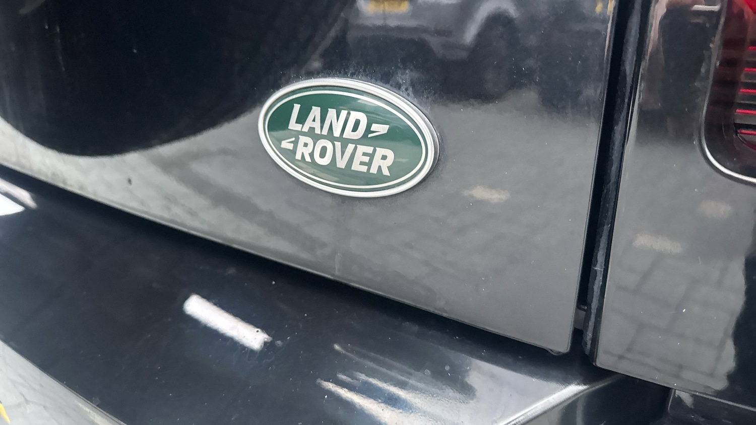 Used Land Rover Defender 2022 for sale - 77351104: Photo 30