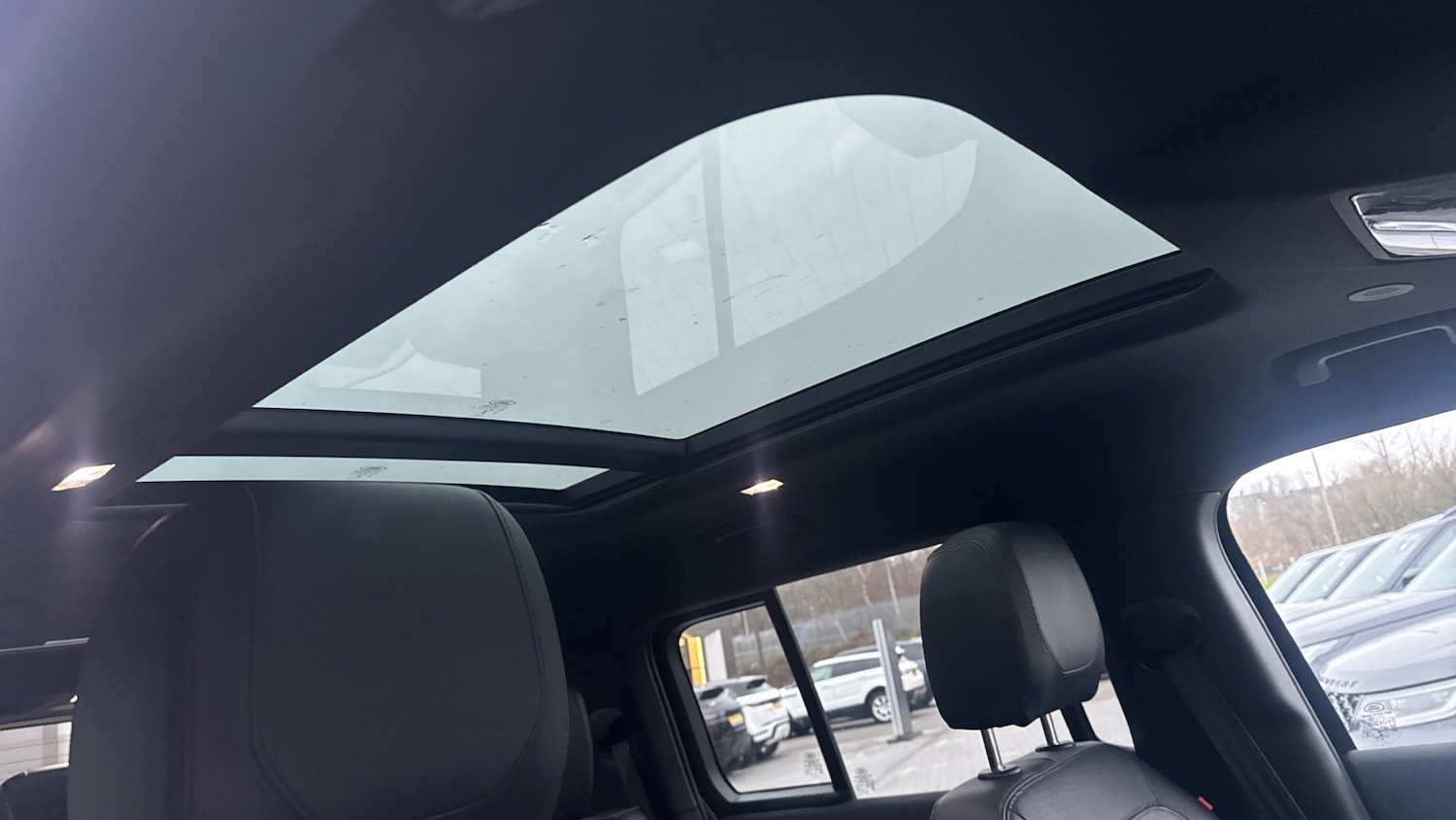 Used Land Rover Defender 2022 for sale - 77351104: Photo 50