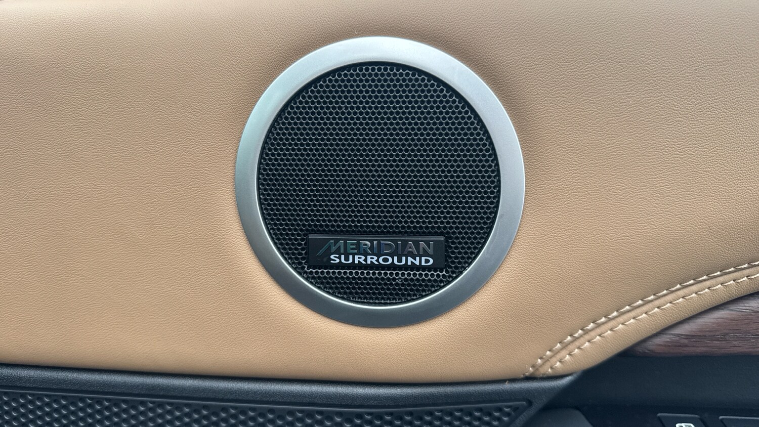 Used Land Rover Discovery 2023 for sale - 76792893: Photo 43