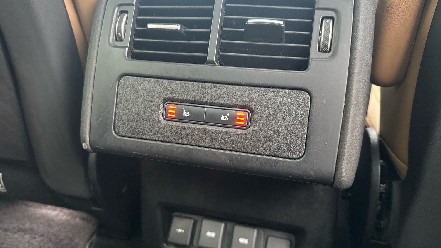 Used Land Rover Discovery 2023 for sale - 76792893: Photo 55