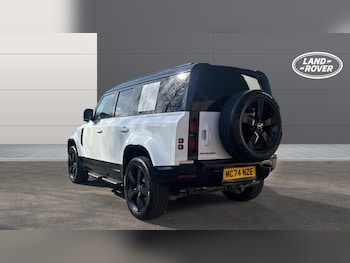Used Land Rover Defender 2025 for sale - 77902868: Photo