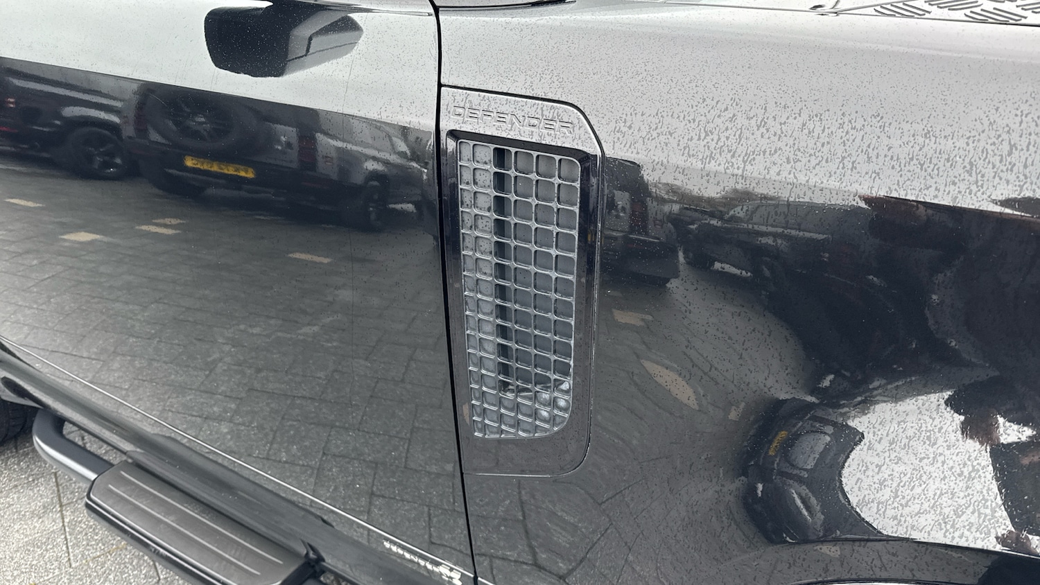 Used Land Rover Defender 2021 for sale - 77420970: Photo 22