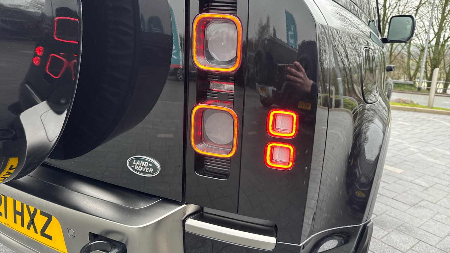 Used Land Rover Defender 2021 for sale - 77420970: Photo 30