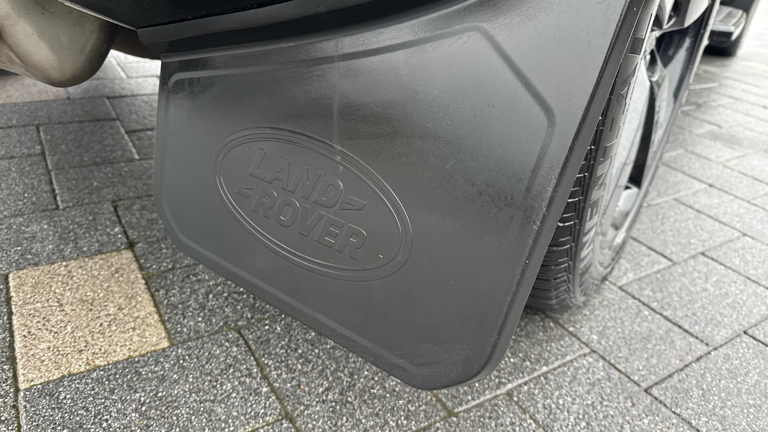 Used Land Rover Defender 2021 for sale - 77420970: Photo 31