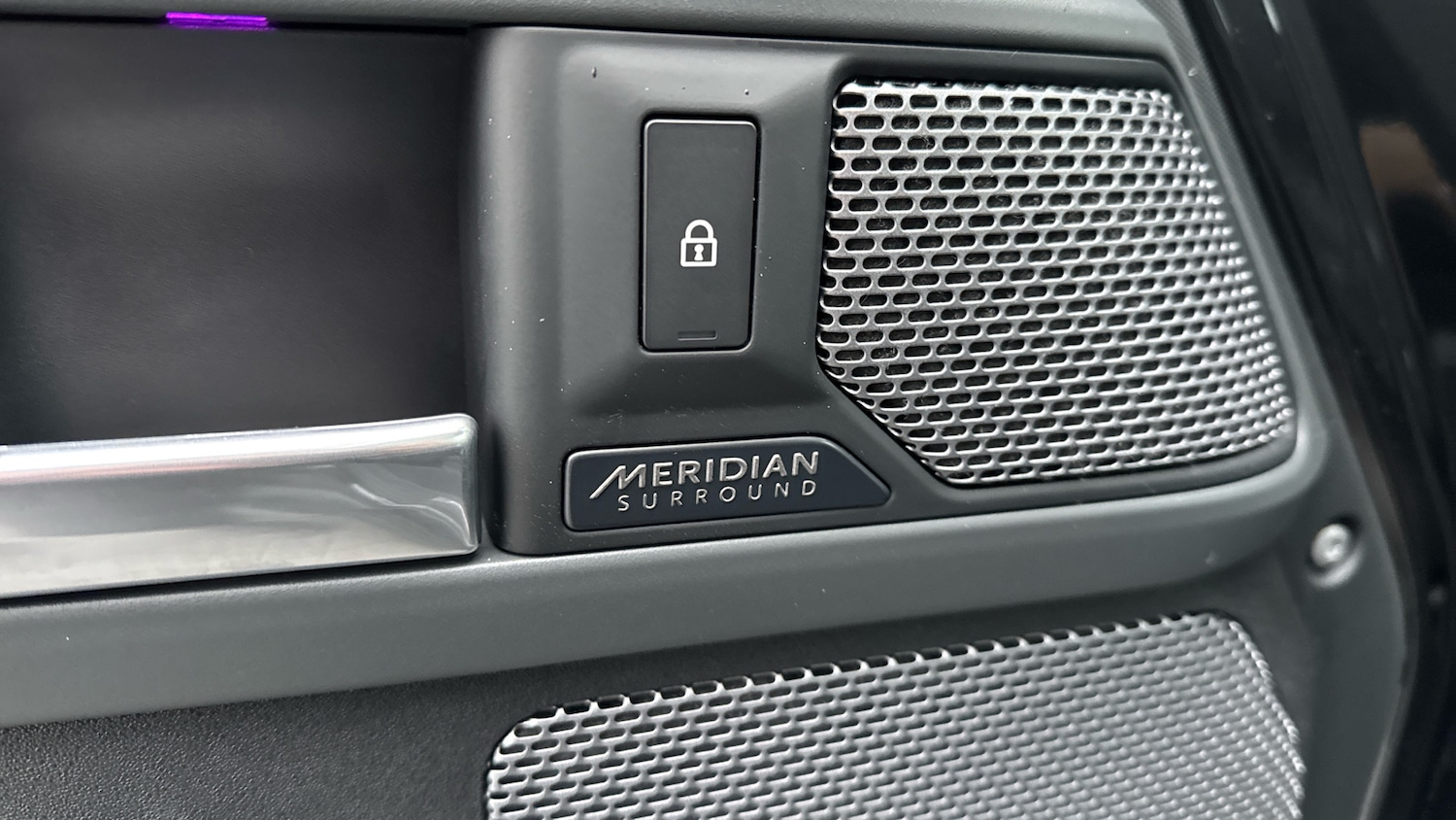 Used Land Rover Defender 2021 for sale - 77420970: Photo 48