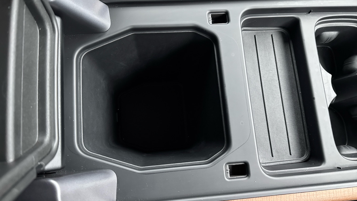 Used Land Rover Defender 2021 for sale - 77420970: Photo 63