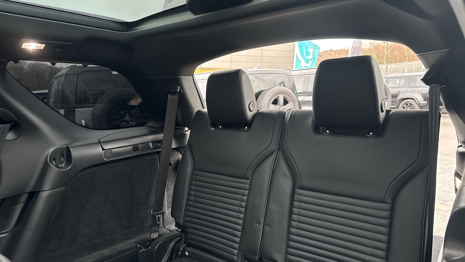 Used Land Rover Discovery 2024 for sale - 77447018: Photo 33