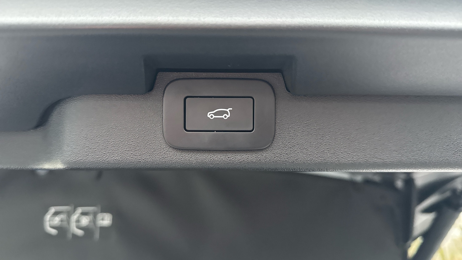 Used Land Rover Discovery 2024 for sale - 77447018: Photo 34