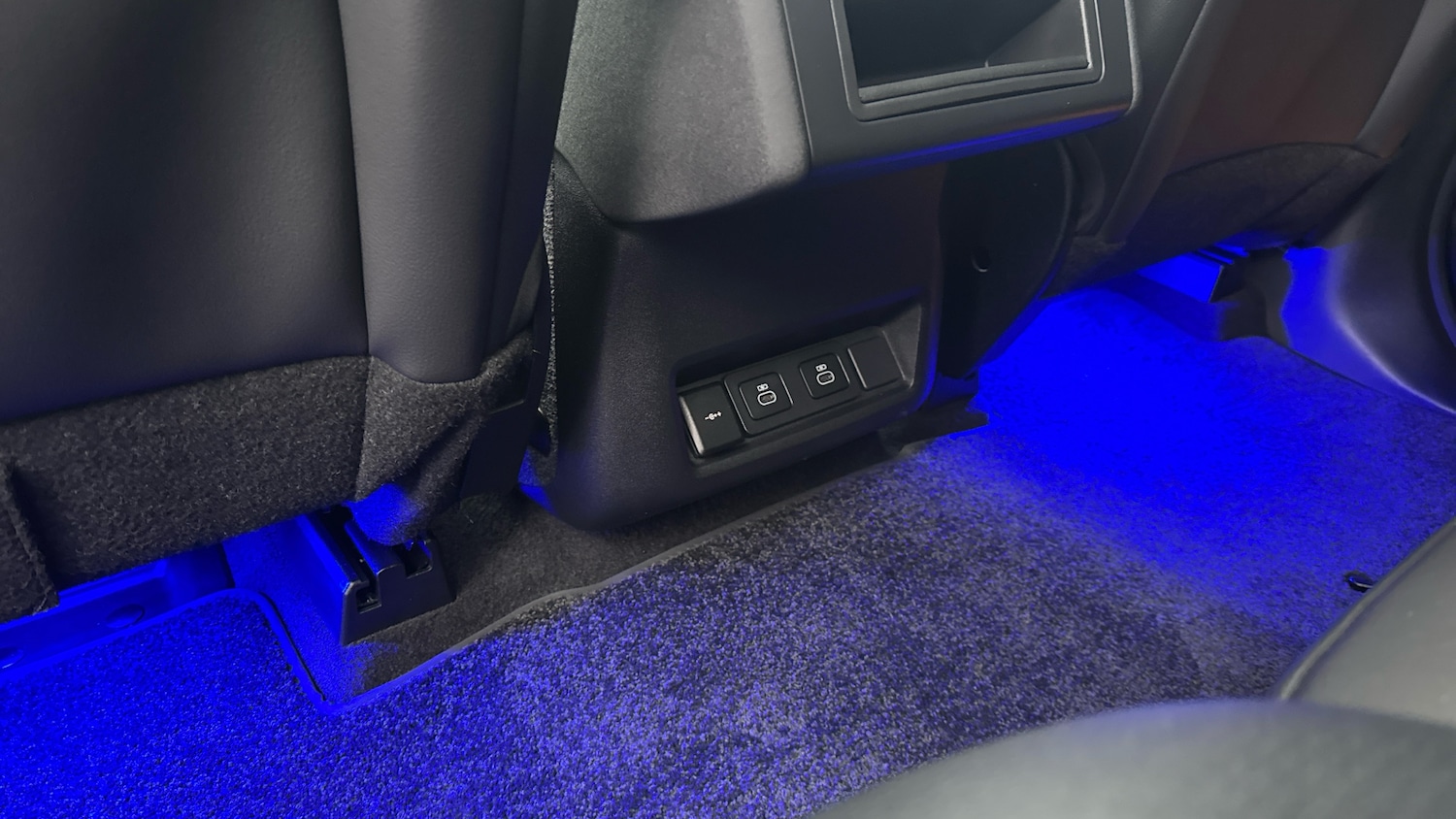 Used Land Rover Discovery 2024 for sale - 77447018: Photo 38