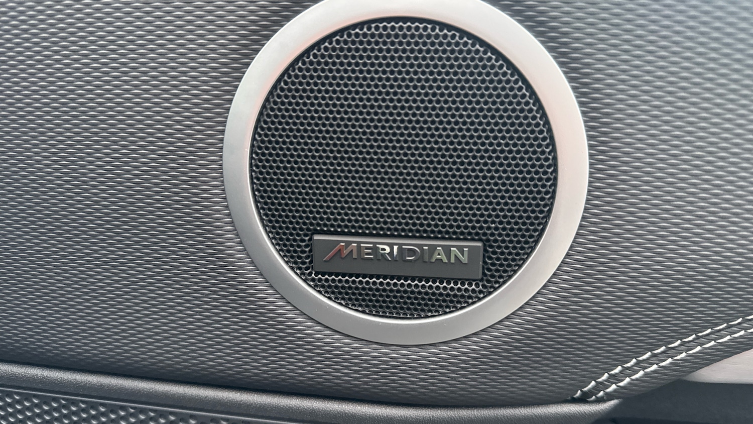 Used Land Rover Discovery 2024 for sale - 77447018: Photo 48