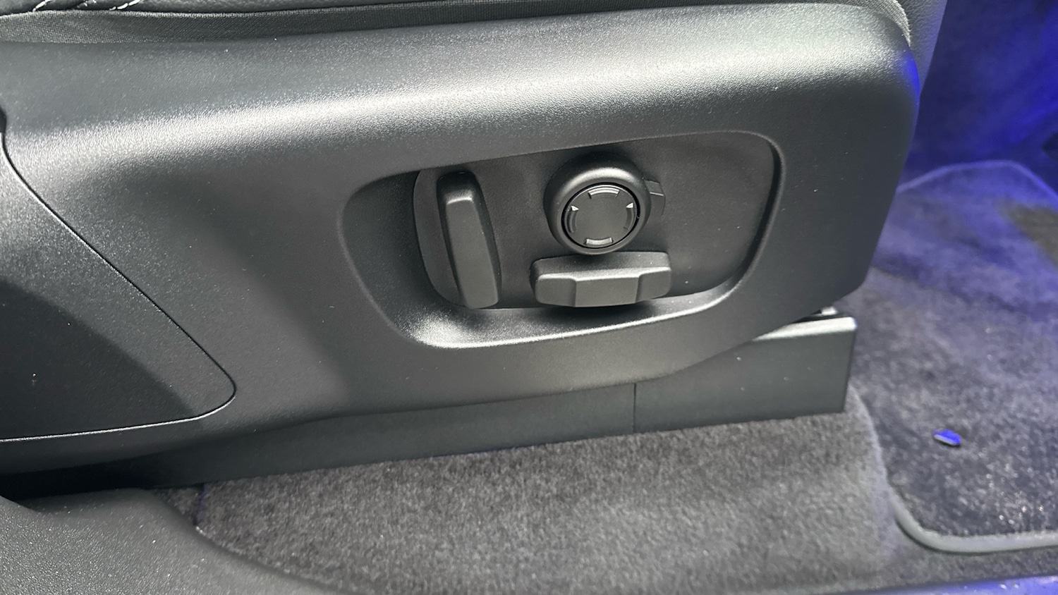 Used Land Rover Discovery 2024 for sale - 77447018: Photo 52