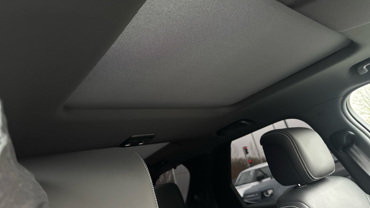 Used Land Rover Discovery 2024 for sale - 77447018: Photo 56