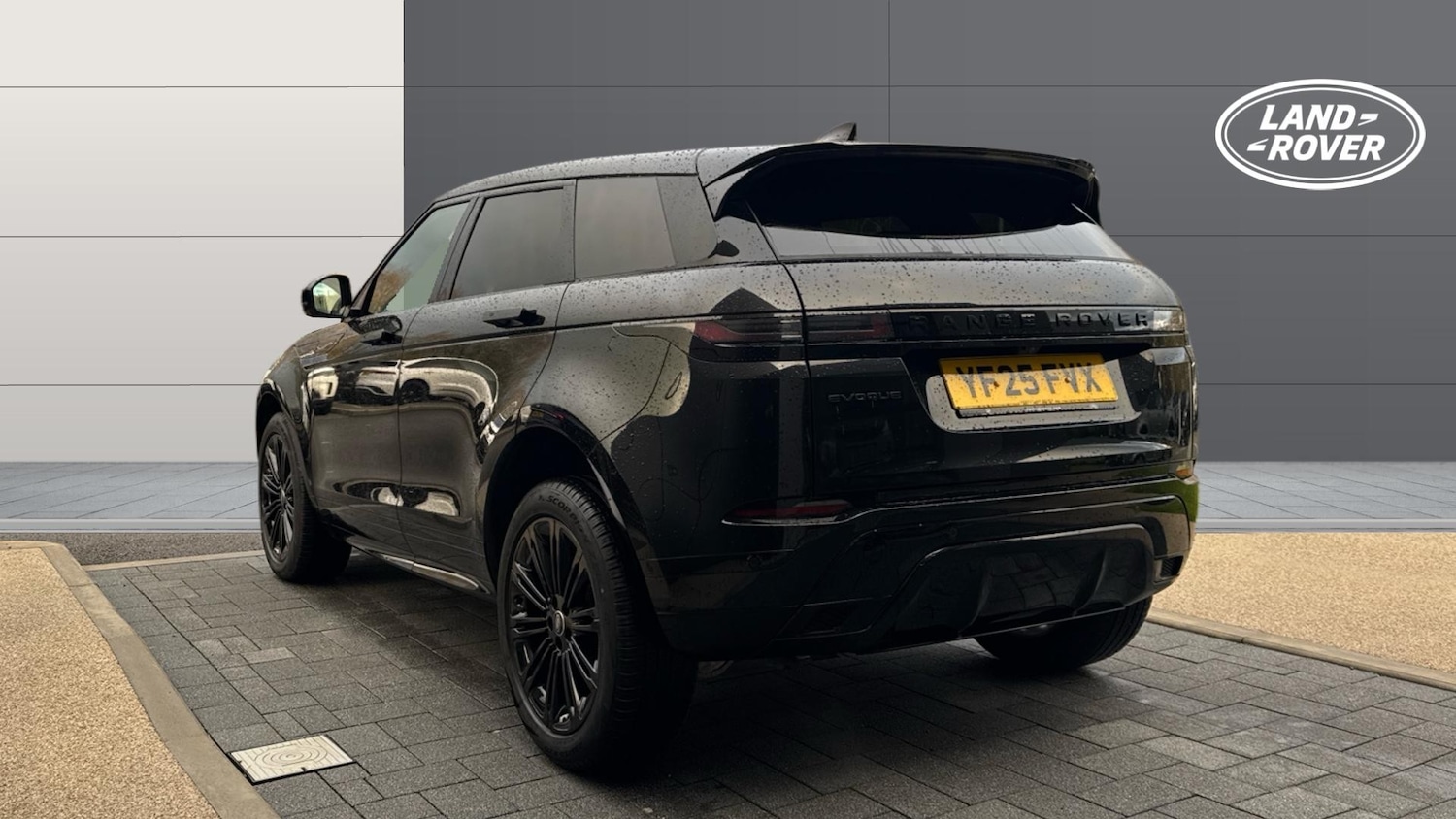 Used Land Rover Range Rover Evoque 2025 for sale - 76959755: Photo 2