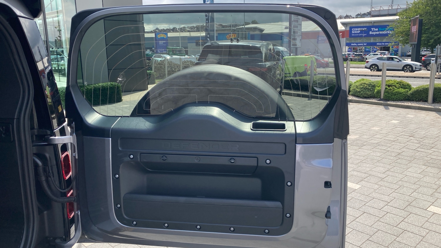 Used Land Rover Defender 2024 for sale - 77381478: Photo 24