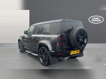Used Land Rover Defender 2023 for sale - 77493182: Photo