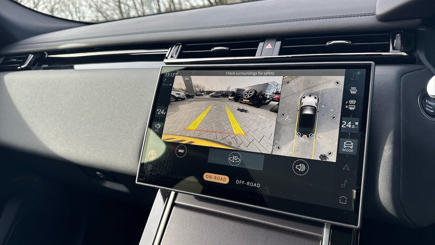 Used Land Rover Range Rover Velar 2025 for sale - 77541897: Photo 12