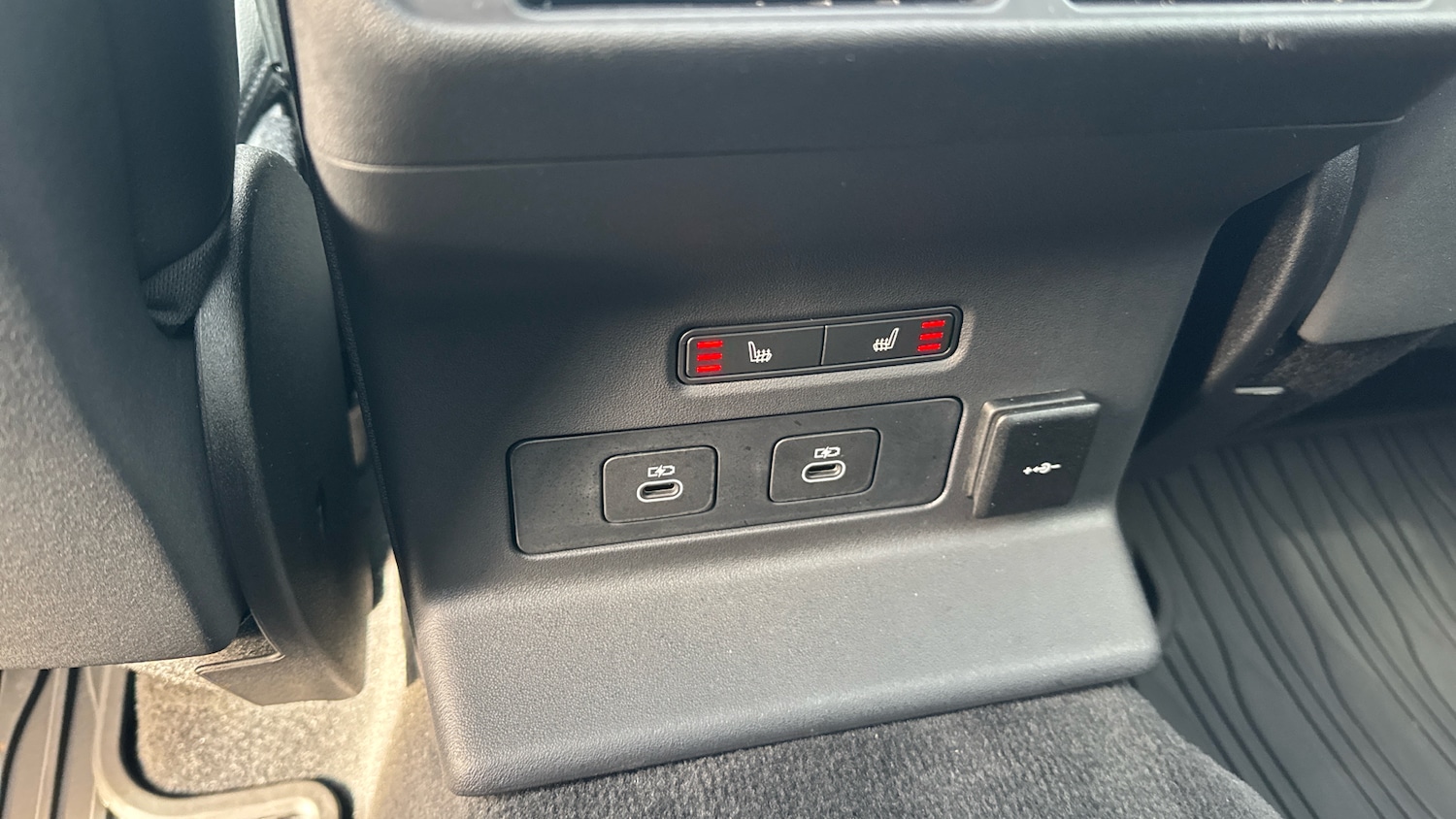 Used Land Rover Range Rover Velar 2025 for sale - 77541897: Photo 34