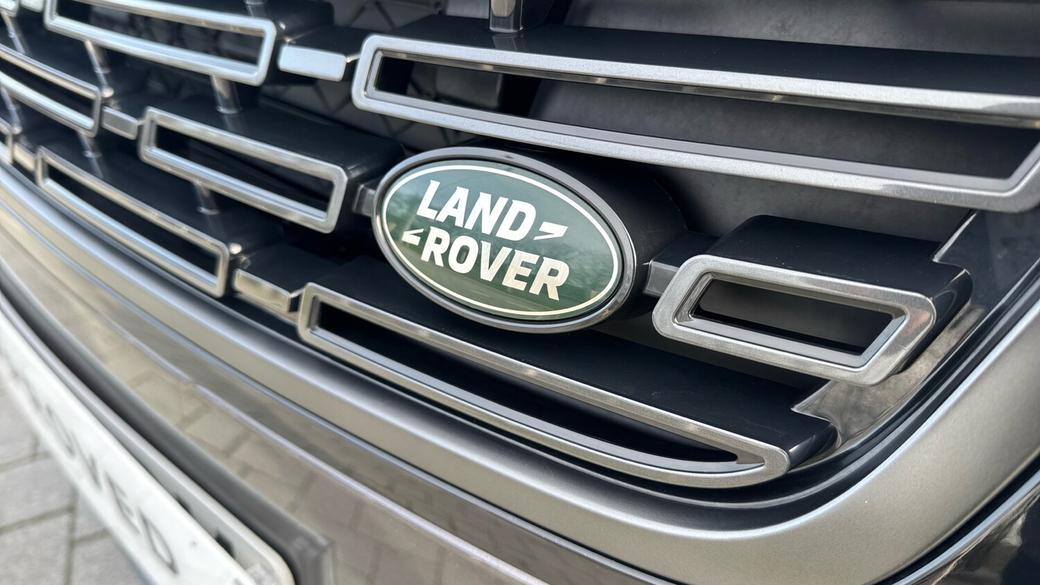 Used Land Rover Range Rover Velar 2025 for sale - 77541897: Photo 37