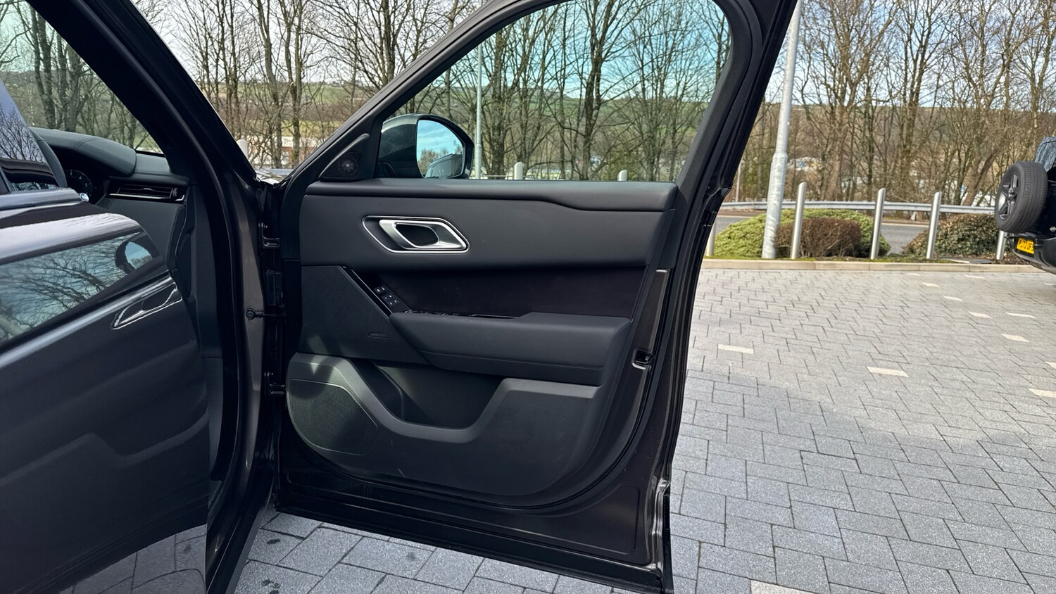 Used Land Rover Range Rover Velar 2025 for sale - 77541897: Photo 42