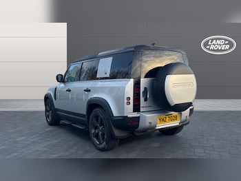 Used Land Rover Defender 2020 for sale - 76796850: Photo