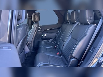 Used Land Rover Discovery 2021 for sale - 76892851: Photo