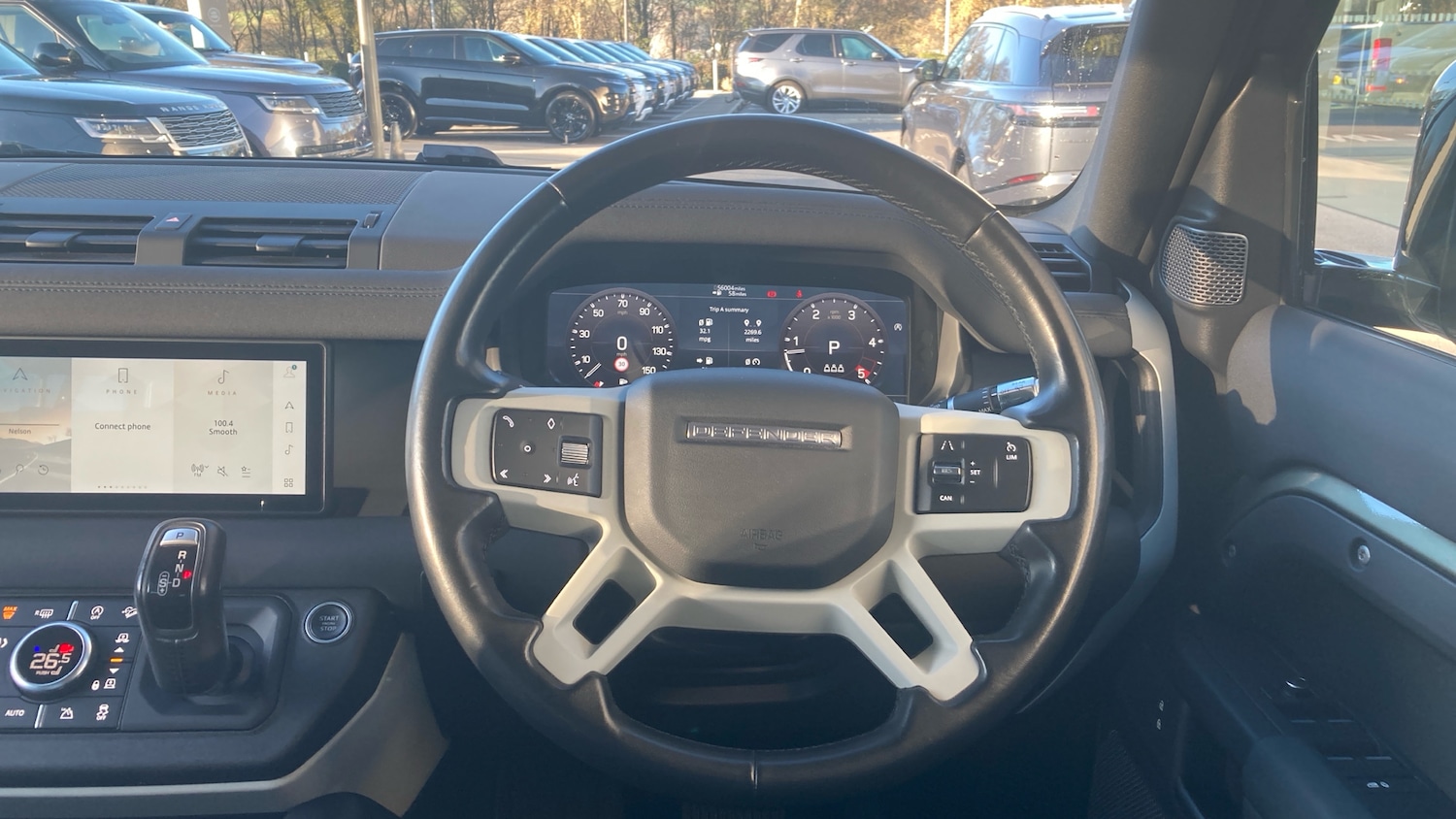 Used Land Rover Defender 2020 for sale - 76625607: Photo 15