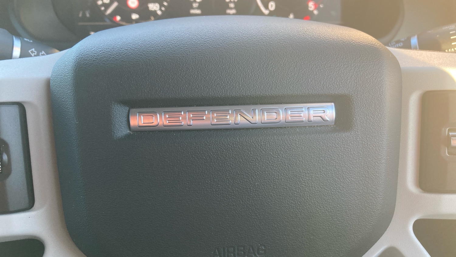 Used Land Rover Defender 2020 for sale - 76625607: Photo 24