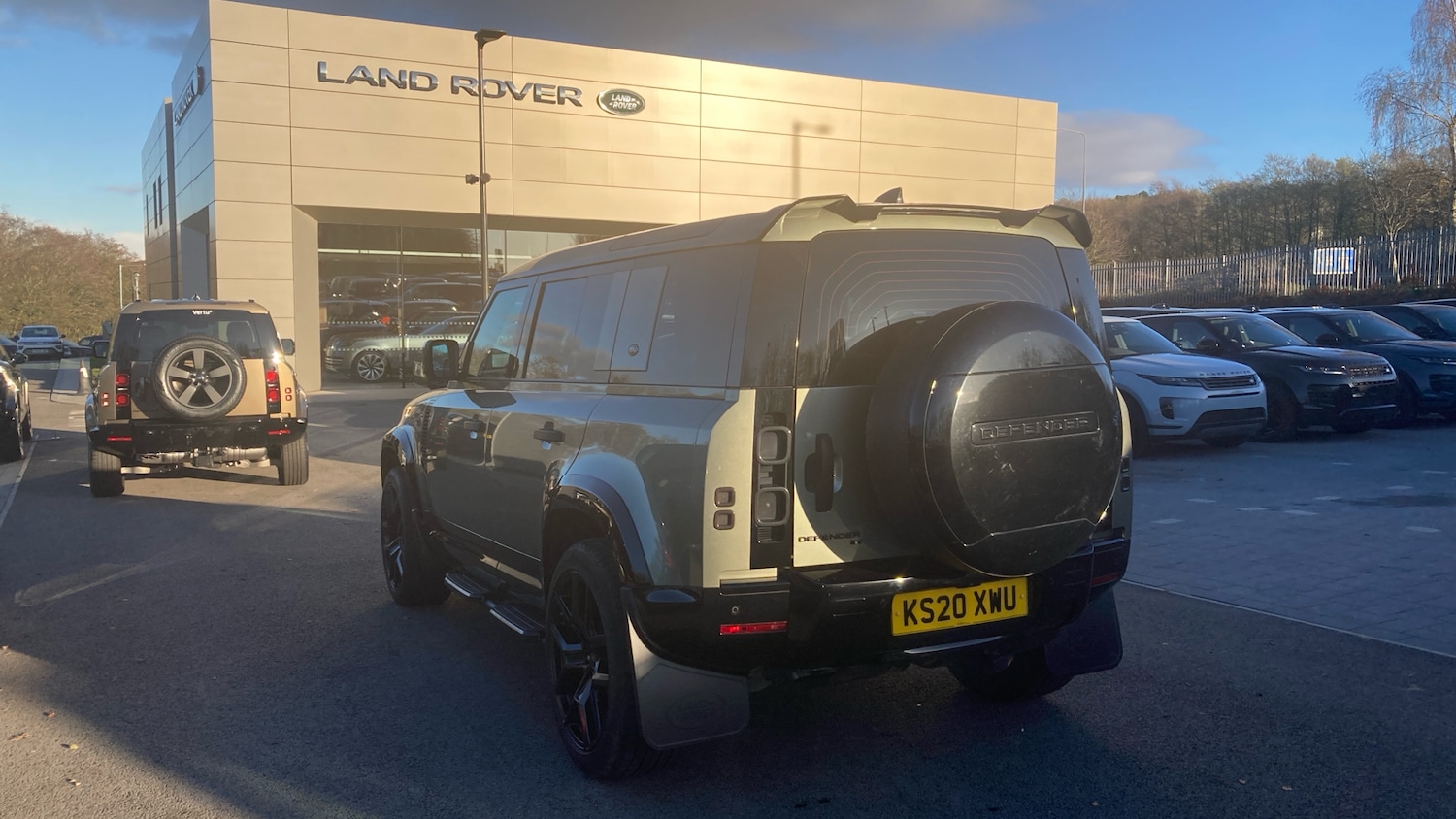 Used Land Rover Defender 2020 for sale - 76625607: Photo 57