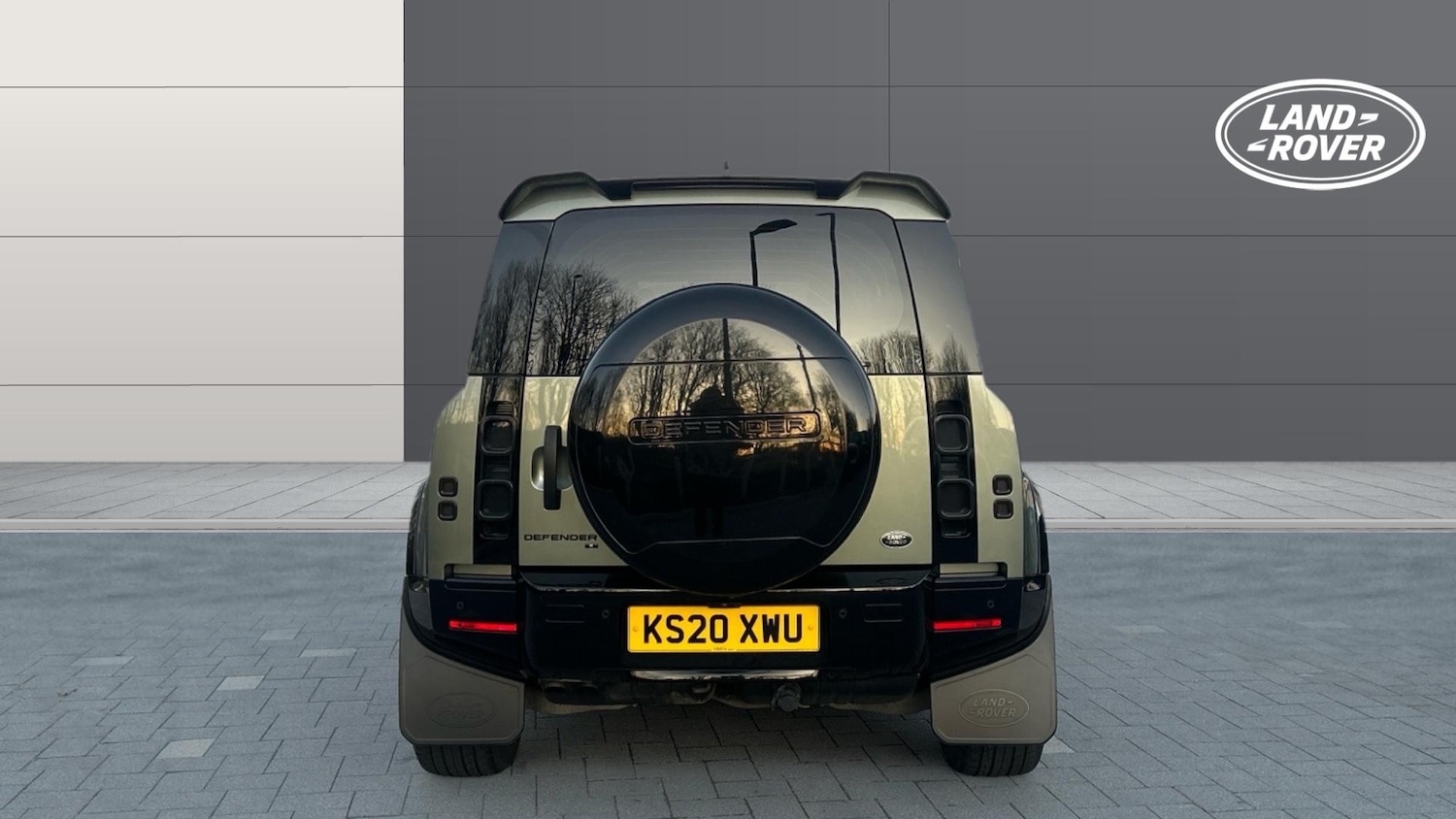 Used Land Rover Defender 2020 for sale - 76625607: Photo 6