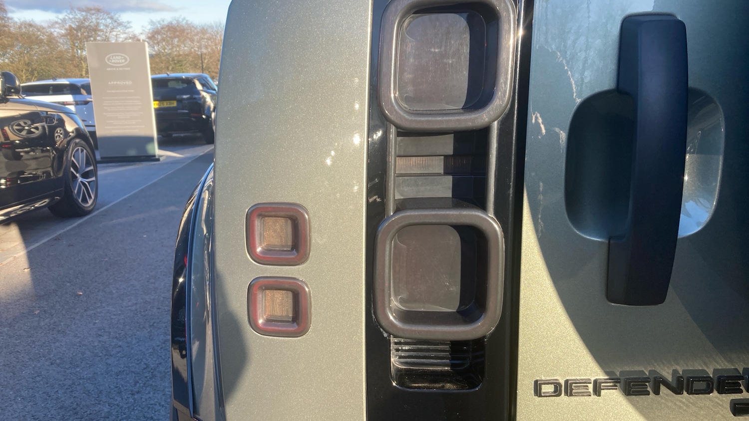 Used Land Rover Defender 2020 for sale - 76625607: Photo 65