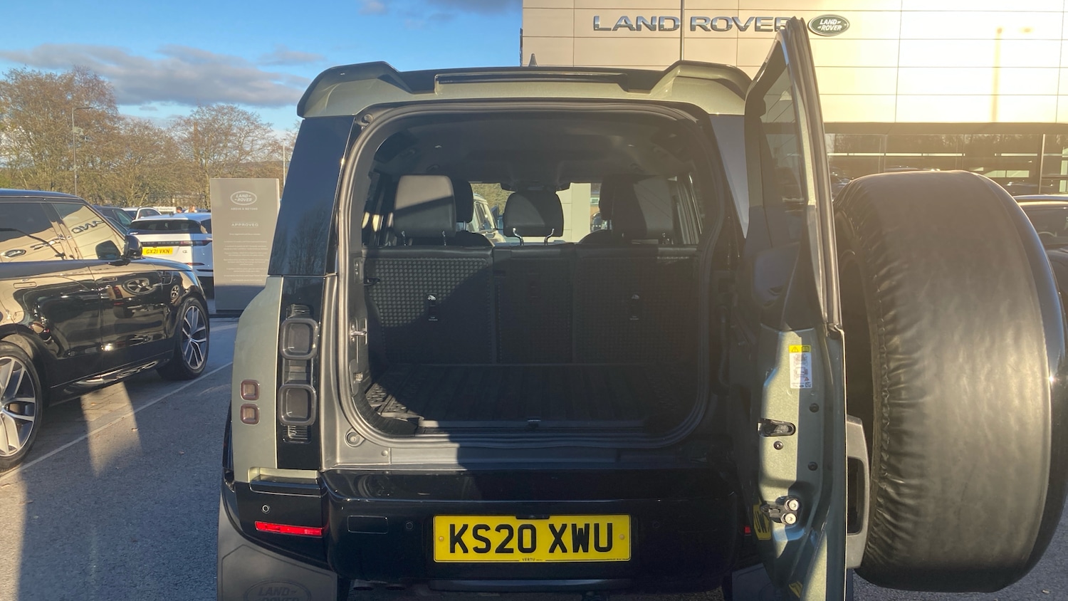 Used Land Rover Defender 2020 for sale - 76625607: Photo 71