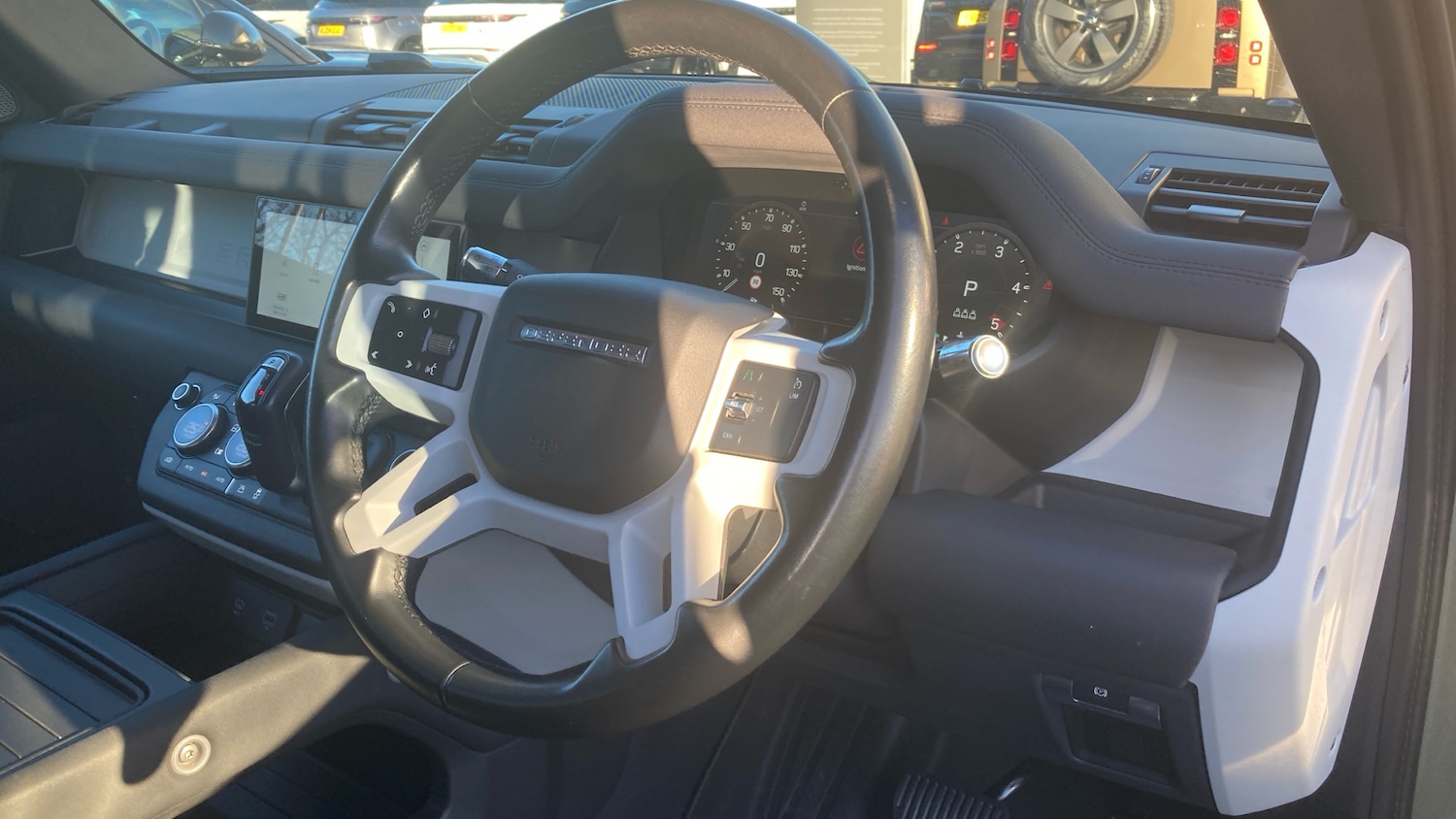 Used Land Rover Defender 2020 for sale - 76625607: Photo 82