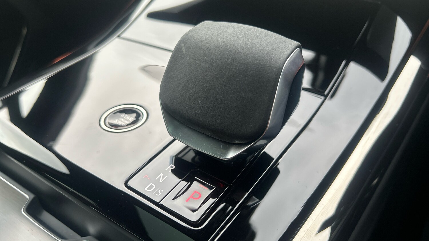 Used Land Rover Range Rover Sport 2024 for sale - 76387125: Photo 13