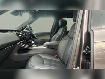 Used Land Rover Range Rover Sport 2024 for sale - 76387125: Photo
