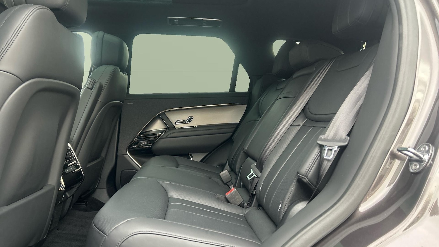 Used Land Rover Range Rover Sport 2024 for sale - 76387125: Photo 4